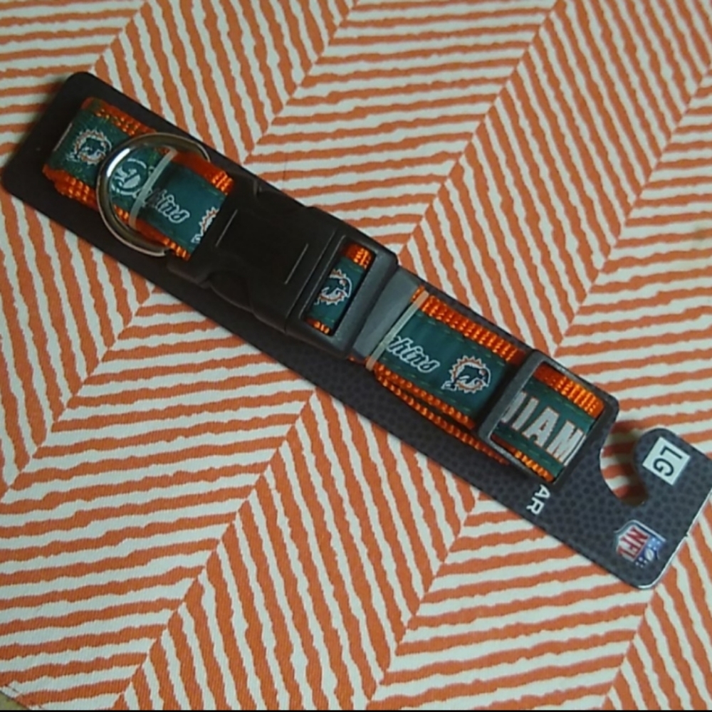 Miami Dolphins NFL Dog Collar Size Large NWT